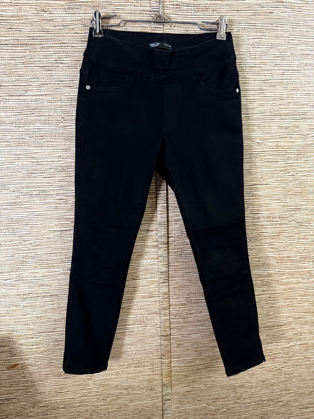 Simply Vera Jegging Capri Jeans Women’s Size 2 Black Pull-On Stretch